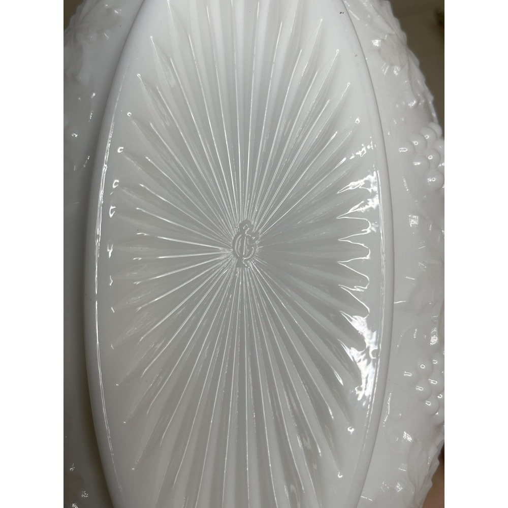 Vintage Grape Milk Glass, Imperial Glass-Ohio Corp. 1950-1980 - Picture 3 of 7